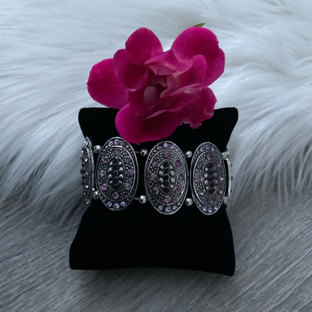 💜 Stretch Cuff Purple Medallion Bracelet
